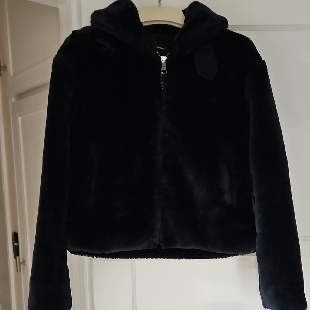 Club Monaco Cropped Dark Navy Faux Fur Jacket - Sz S